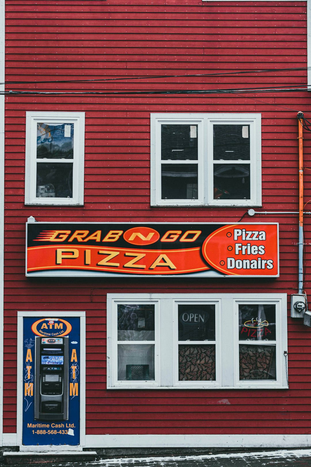 Deluxe Canadian Pizza